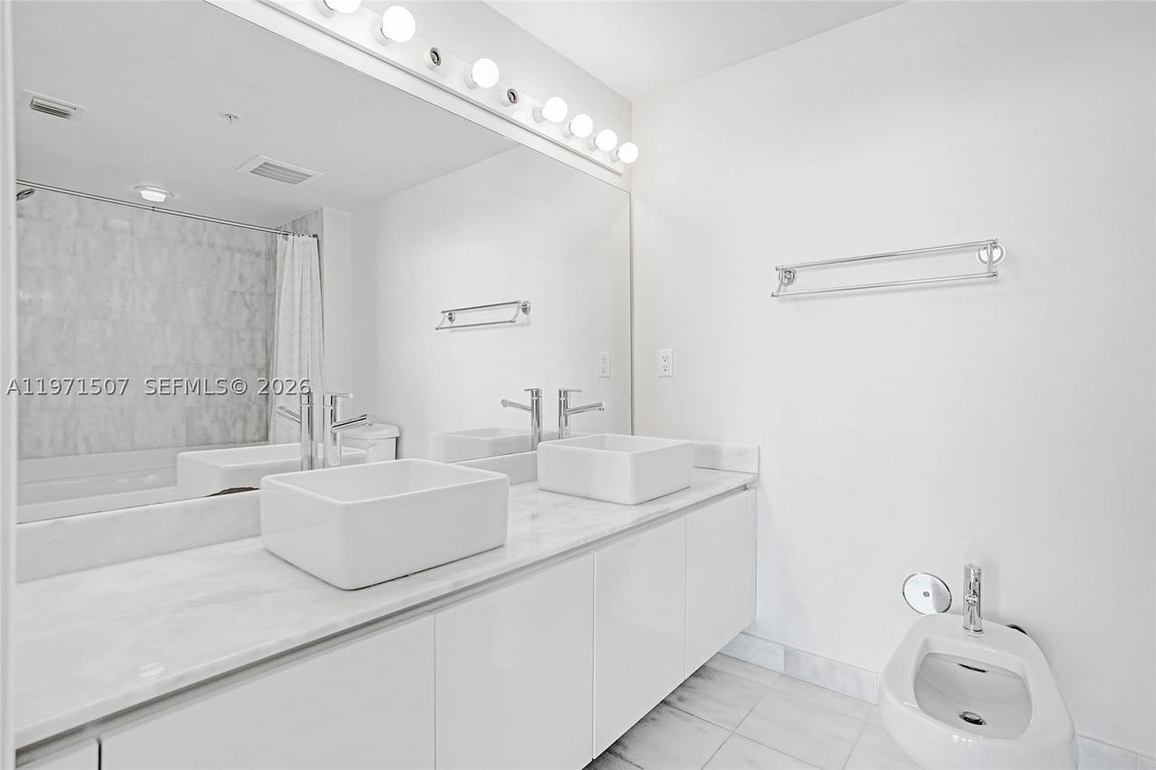 Real estate property located at 601 36th St #1908, Miami-dade, Blue Condo, Miami, FL
