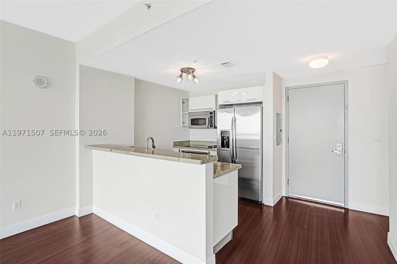 Real estate property located at 601 36th St #1908, Miami-dade, Blue Condo, Miami, FL