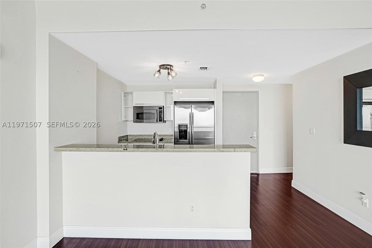 Real estate property located at 601 36th St #1908, Miami-dade, Blue Condo, Miami, FL
