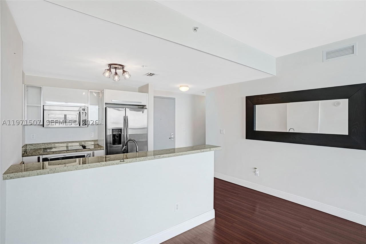 Real estate property located at 601 36th St #1908, Miami-dade, Blue Condo, Miami, FL