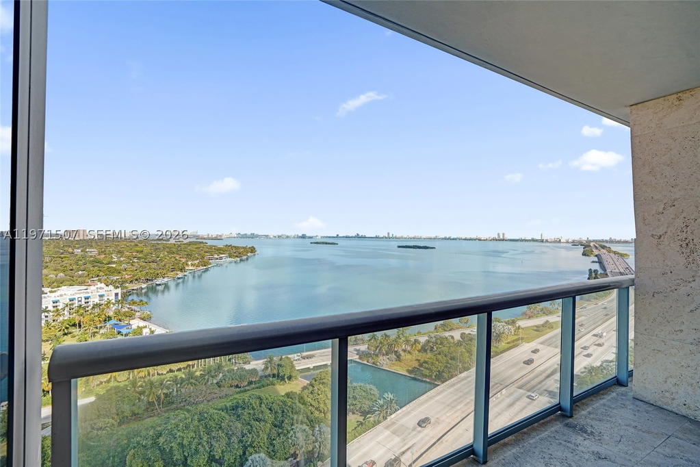Real estate property located at 601 36th St #1908, Miami-dade, Blue Condo, Miami, FL