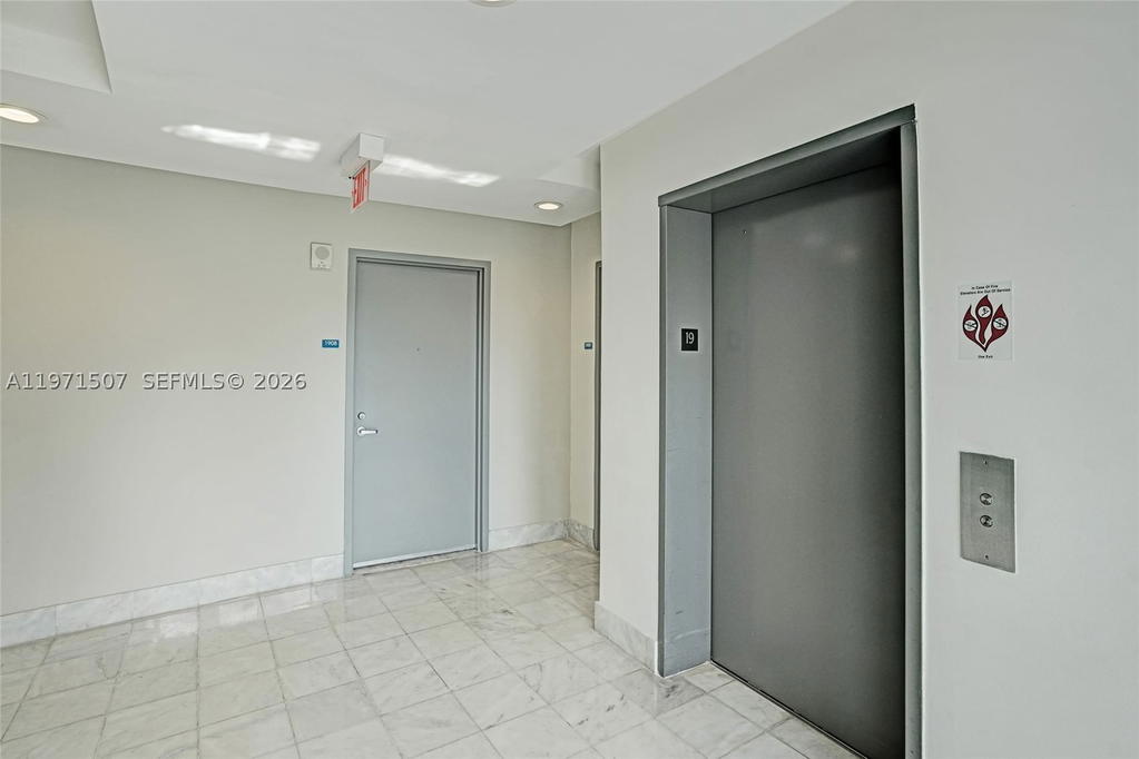 Real estate property located at 601 36th St #1908, Miami-dade, Blue Condo, Miami, FL