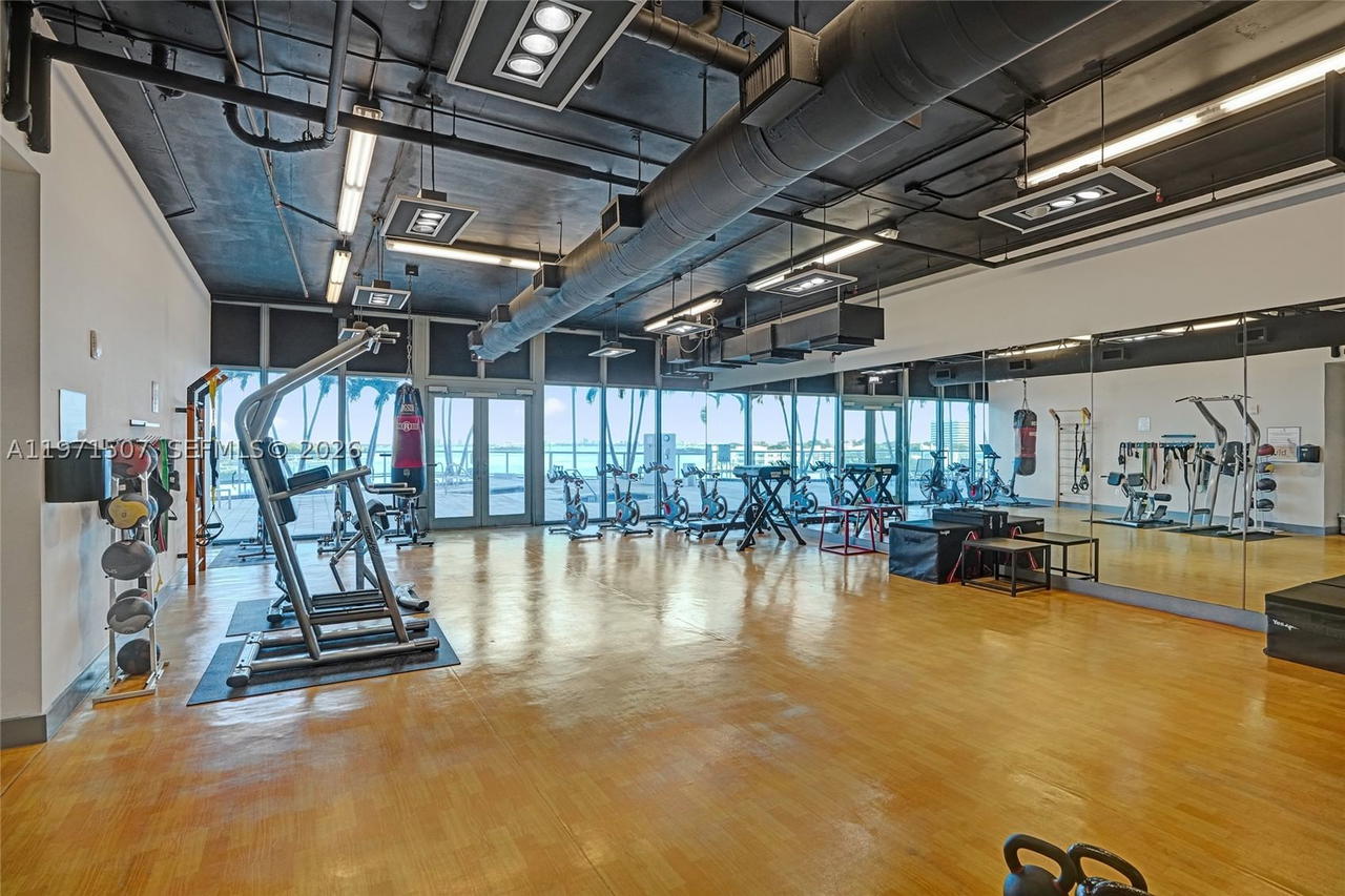 Real estate property located at 601 36th St #1908, Miami-dade, Blue Condo, Miami, FL