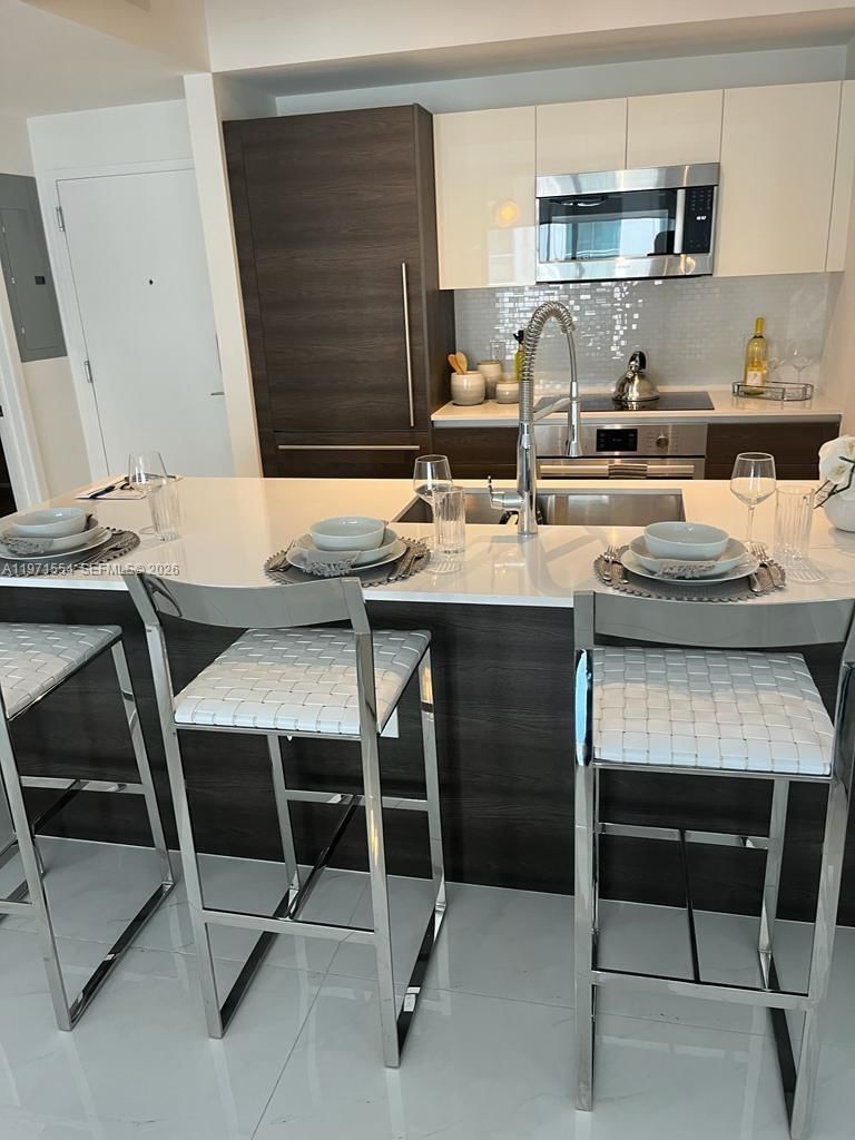 Real estate property located at 301 Altara Ave #805, Miami-dade, Merrick Manor Condo, Coral Gables, FL