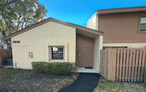 Real estate property located at 11535 109th Rd #22A, Miami-dade, Greenglades Condo No 3 Bl, Miami, FL