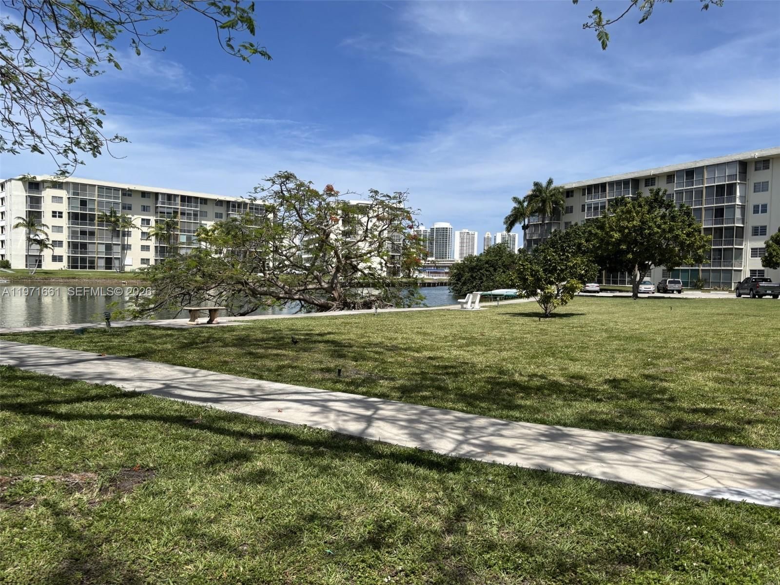 Real estate property located at 2903 Point East Dr K207, Miami-dade, Point East Sec Iii Condo, Aventura, FL
