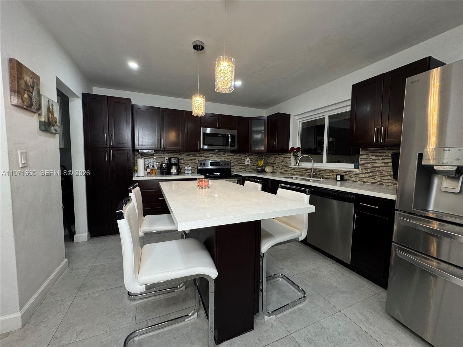 Real estate property located at 8424 Miramar Pkwy, Broward, Knolls 1st Sec, Miramar, FL