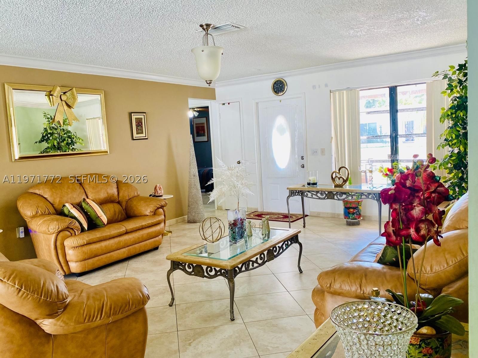 Real estate property located at 11827 39th St, Broward, Sunrise Golf Village, Sunrise, FL