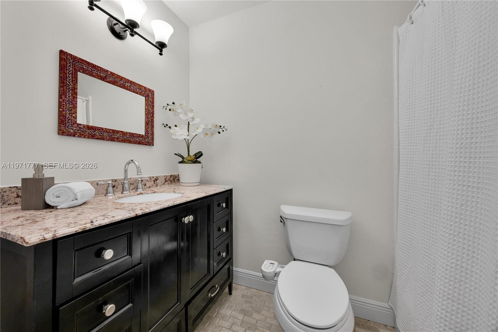 Real estate property located at 5680 86th St, Miami-dade, Snapper Creek Village Amd, Miami, FL