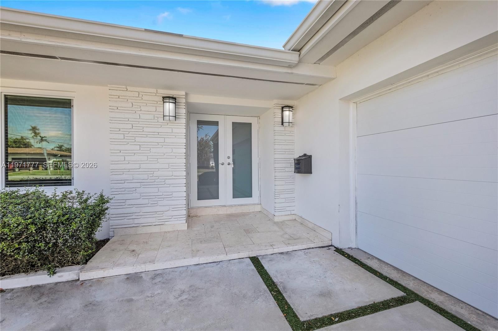 Real estate property located at 5680 86th St, Miami-dade, Snapper Creek Village Amd, Miami, FL