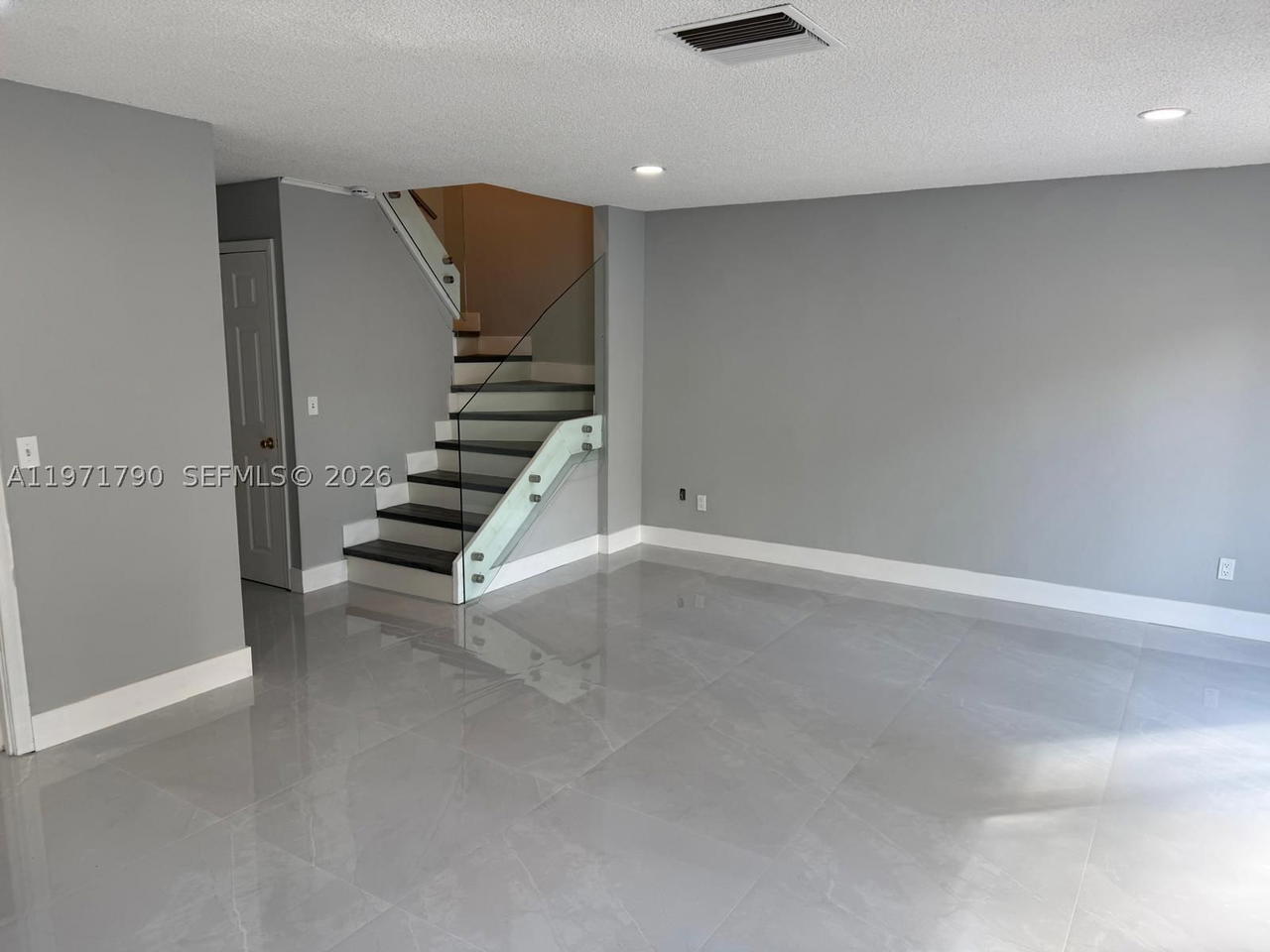 Real estate property located at 2700 34th Ave I, Broward, Stonehedge Condo, Hollywood, FL