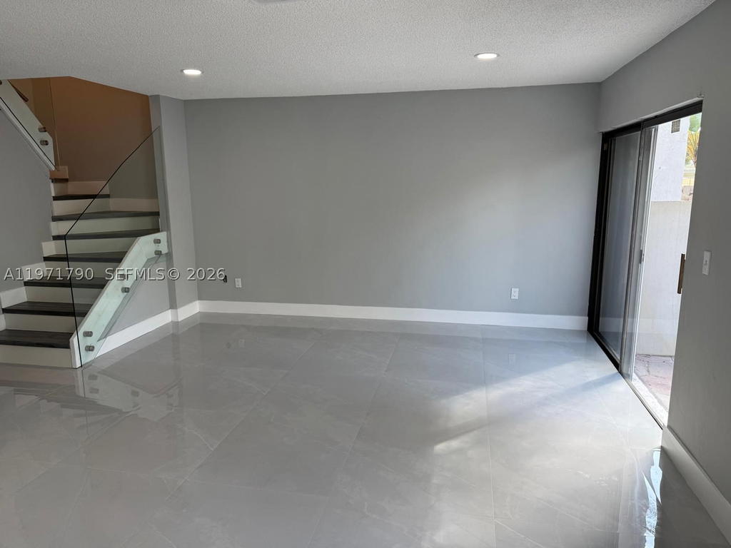 Real estate property located at 2700 34th Ave I, Broward, Stonehedge Condo, Hollywood, FL