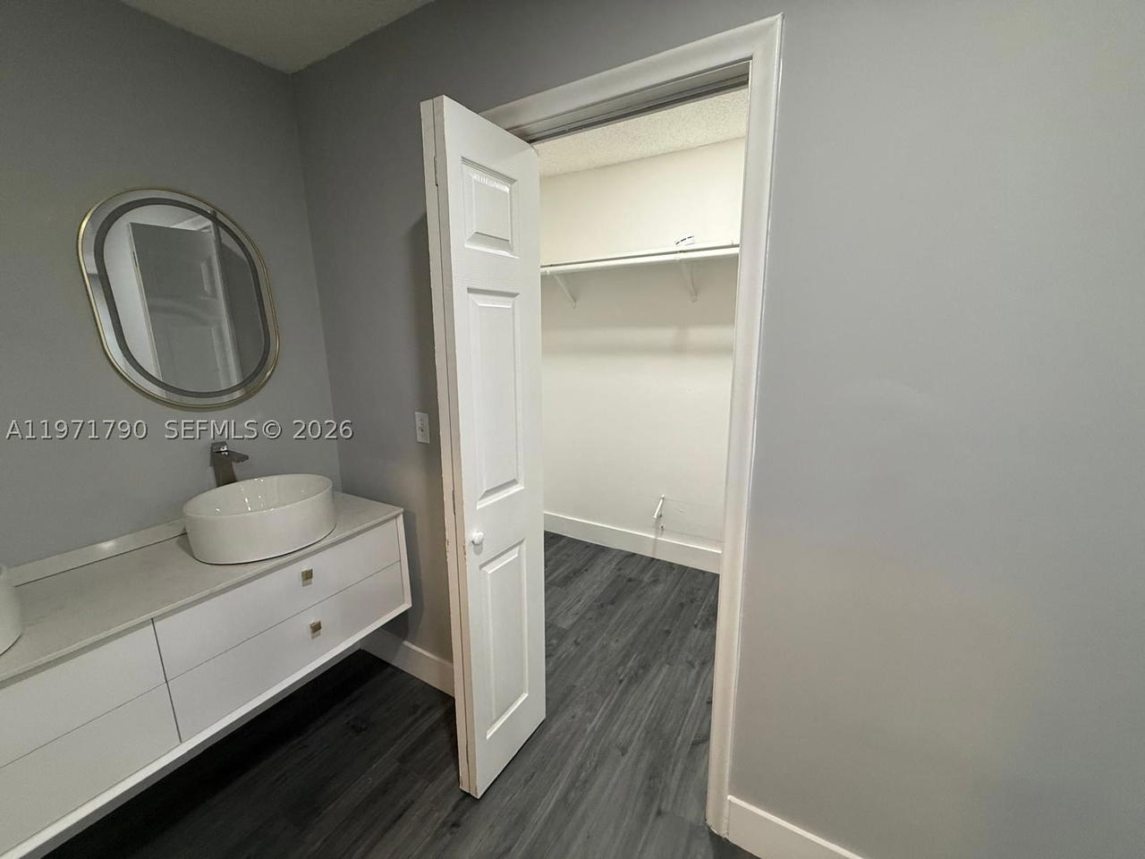 Real estate property located at 2700 34th Ave I, Broward, Stonehedge Condo, Hollywood, FL