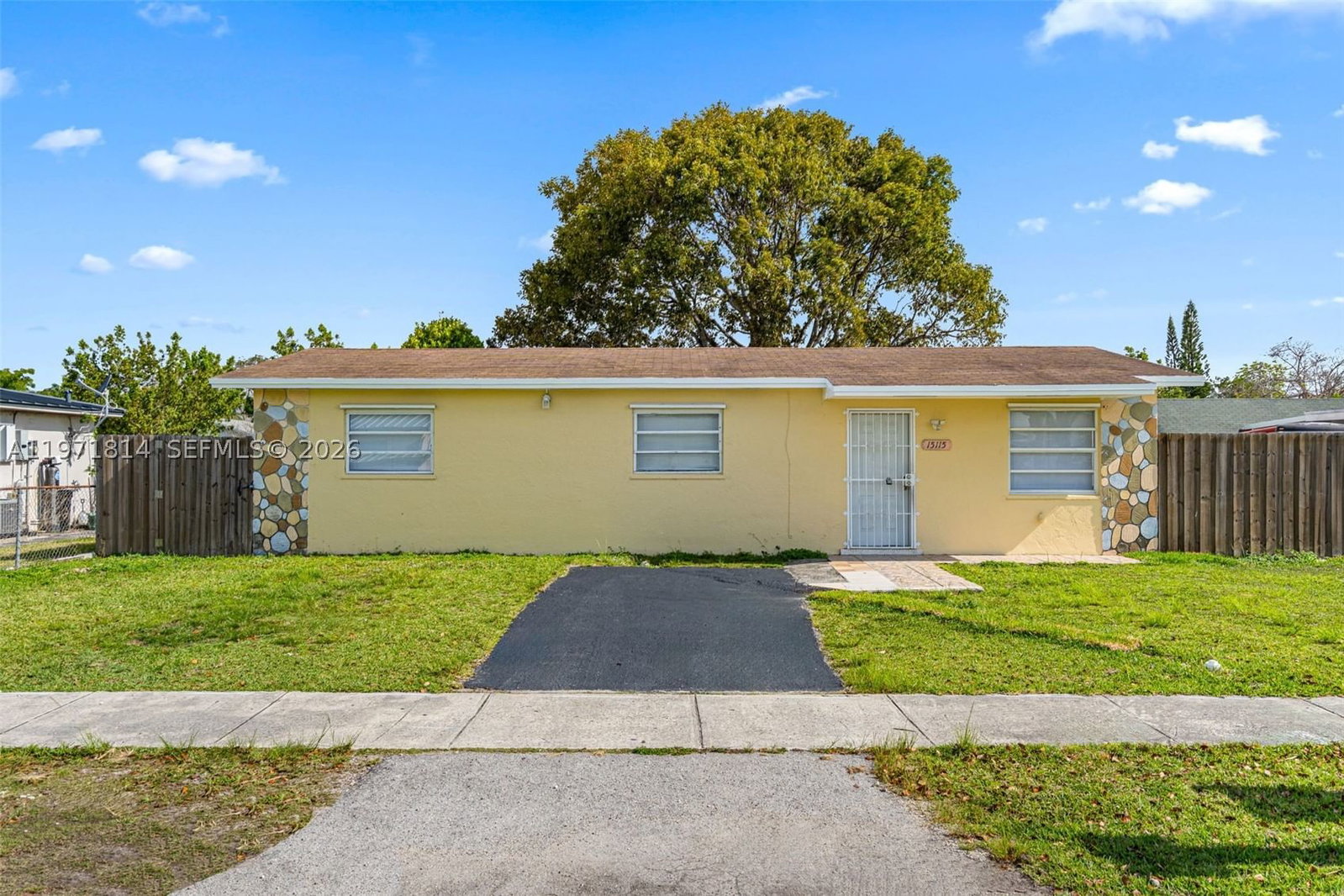 Real estate property located at 15115 304th Ter, Miami-dade, Caseil Heights Sec 1, Homestead, FL