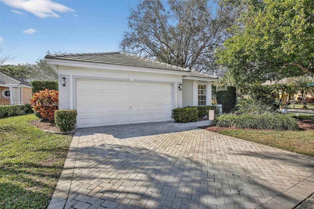 Real estate property located at 2897 Quail Run Ln, Broward, Forest Ridge Cluster Home, Davie, FL