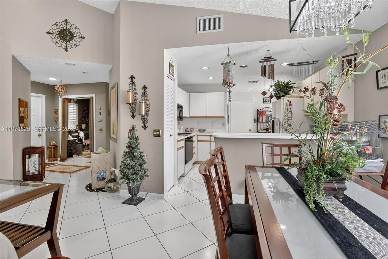 Real estate property located at 2897 Quail Run Ln, Broward, Forest Ridge Cluster Home, Davie, FL
