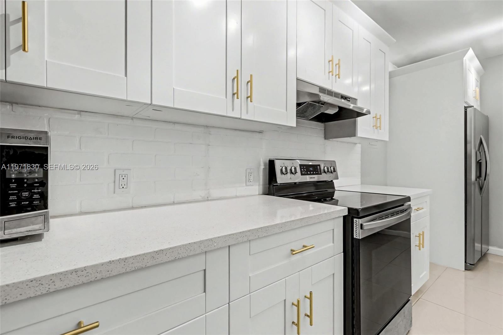 Real estate property located at 4200 Hillcrest Dr #406, Broward, Hillcrest East No 24 Cond, Hollywood, FL