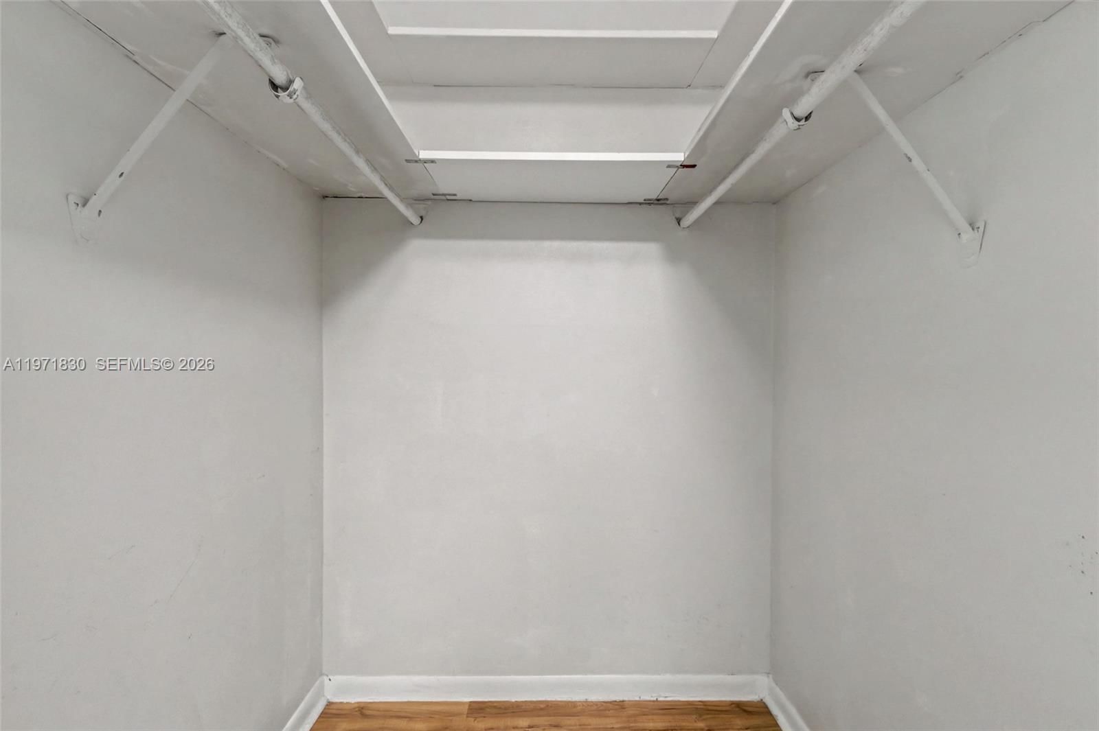 Real estate property located at 4200 Hillcrest Dr #406, Broward, Hillcrest East No 24 Cond, Hollywood, FL