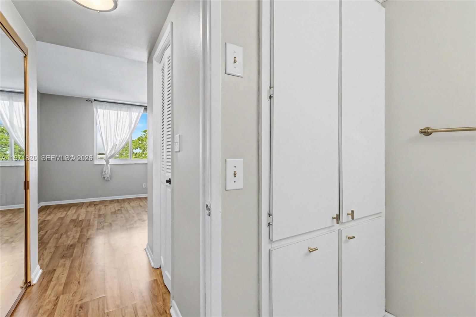 Real estate property located at 4200 Hillcrest Dr #406, Broward, Hillcrest East No 24 Cond, Hollywood, FL