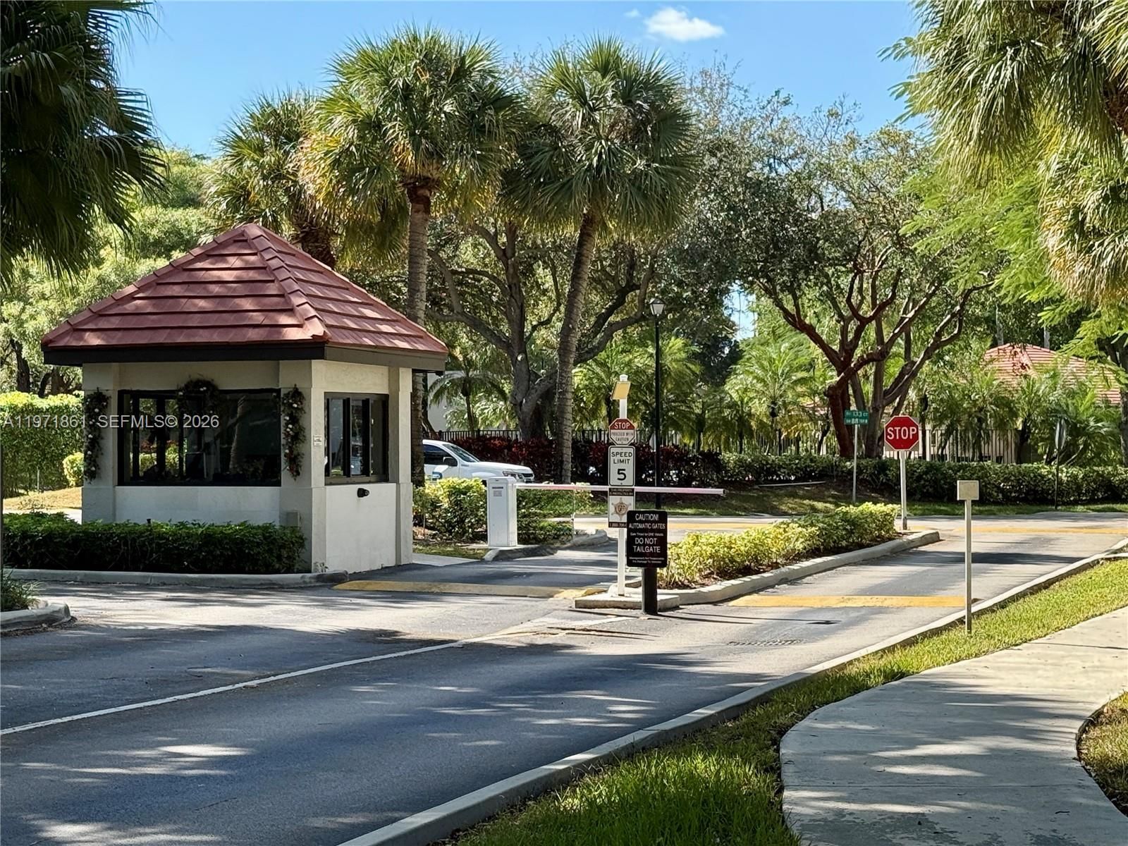 Real estate property located at 13360 89th Ter B, Miami-dade, Calusa Point, Miami, FL