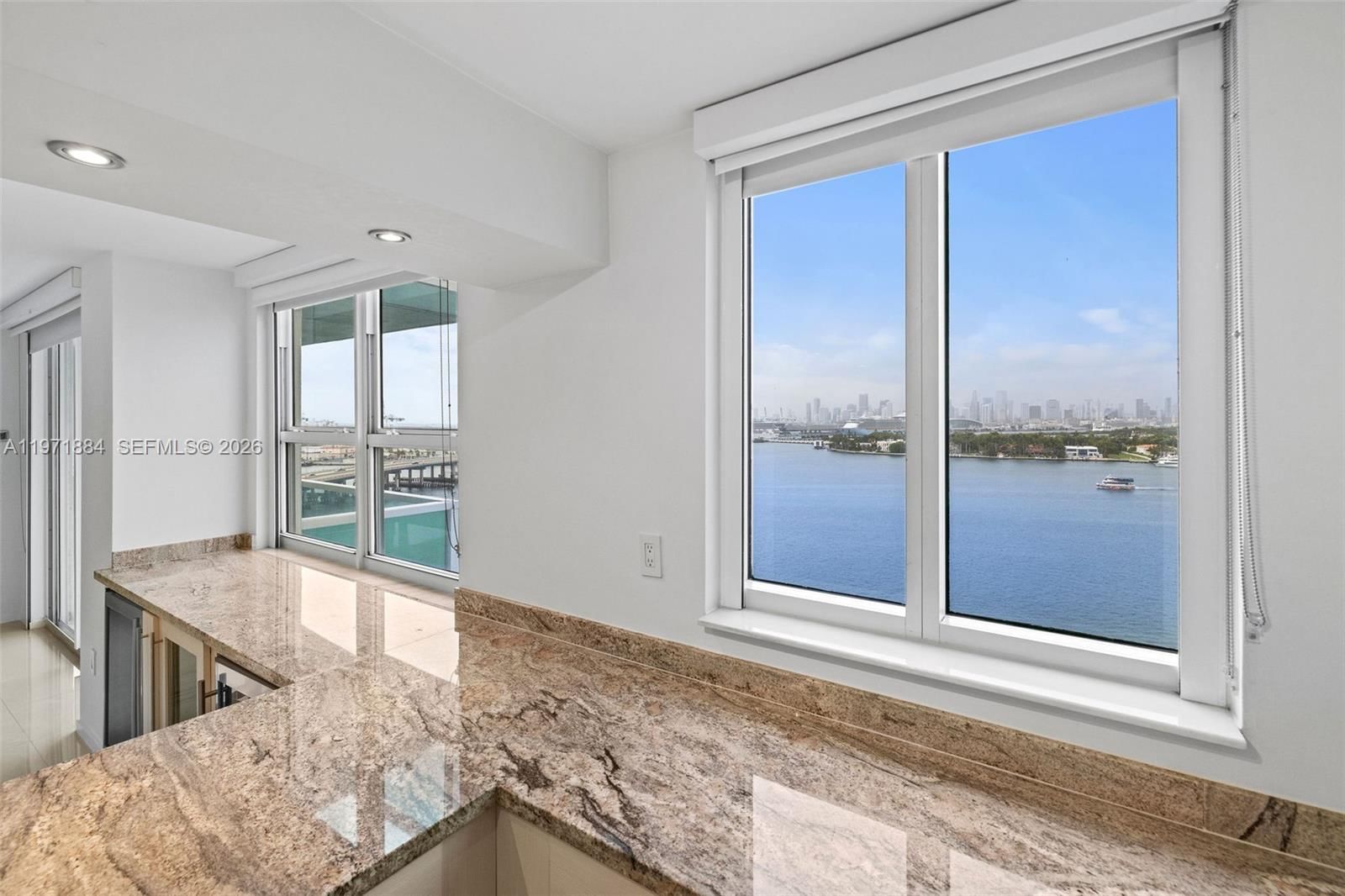 Real estate property located at 650 West Ave #1401, Miami-dade, The Floridian Condo, Miami Beach, FL