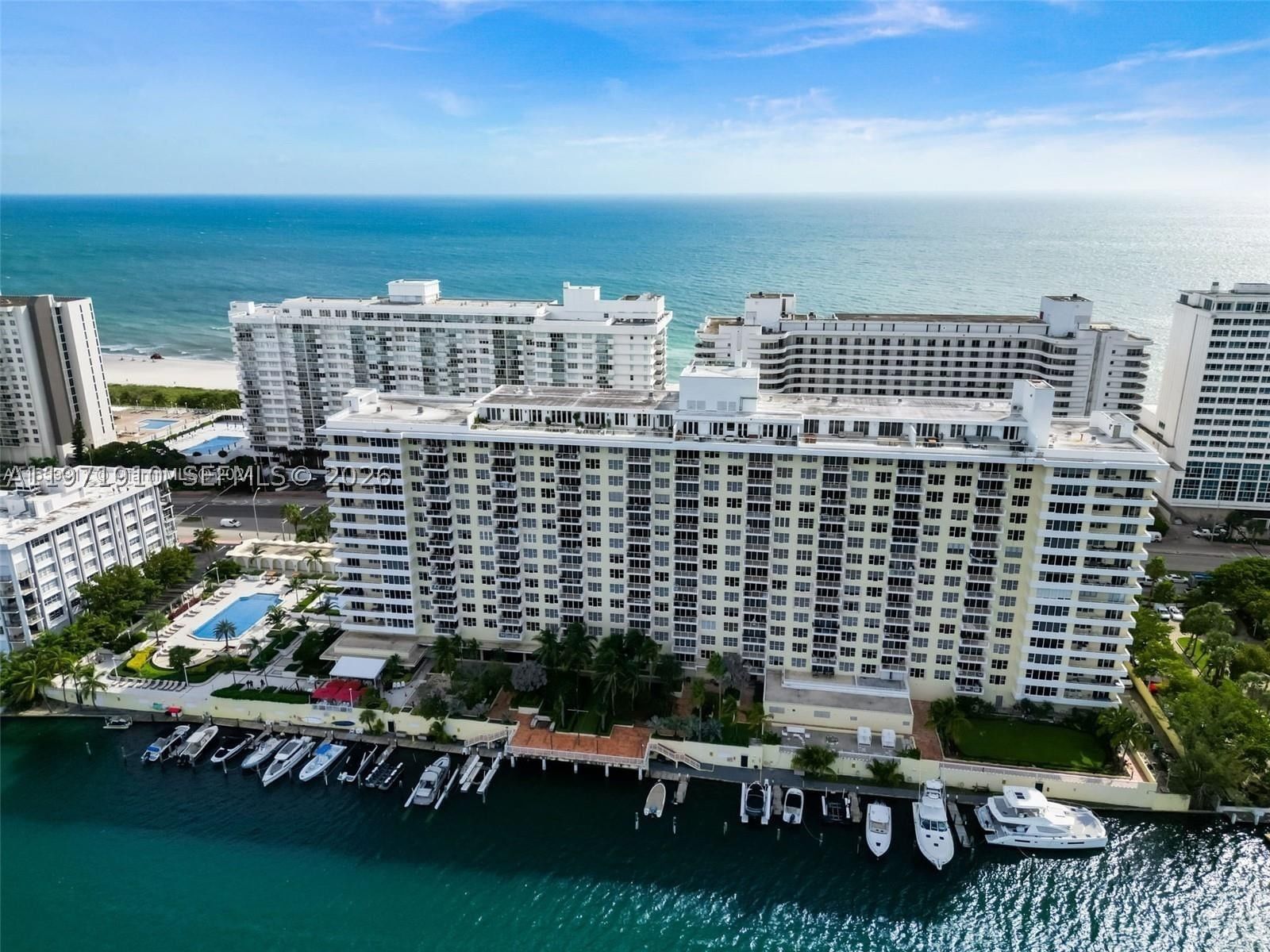 Real estate property located at 5600 Collins Ave #7Y, Miami-dade, 5600 Condo, Miami Beach, FL