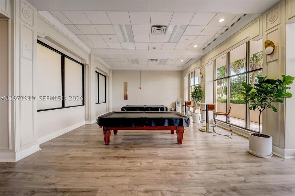 Real estate property located at 5600 Collins Ave #7Y, Miami-dade, 5600 Condo, Miami Beach, FL