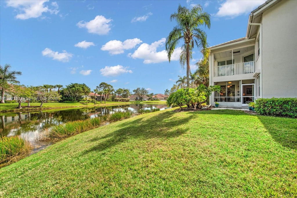 Real estate property located at 8385 Whisper Trace LN Apt. #104, Collier, Whisper Trace, Naples, FL