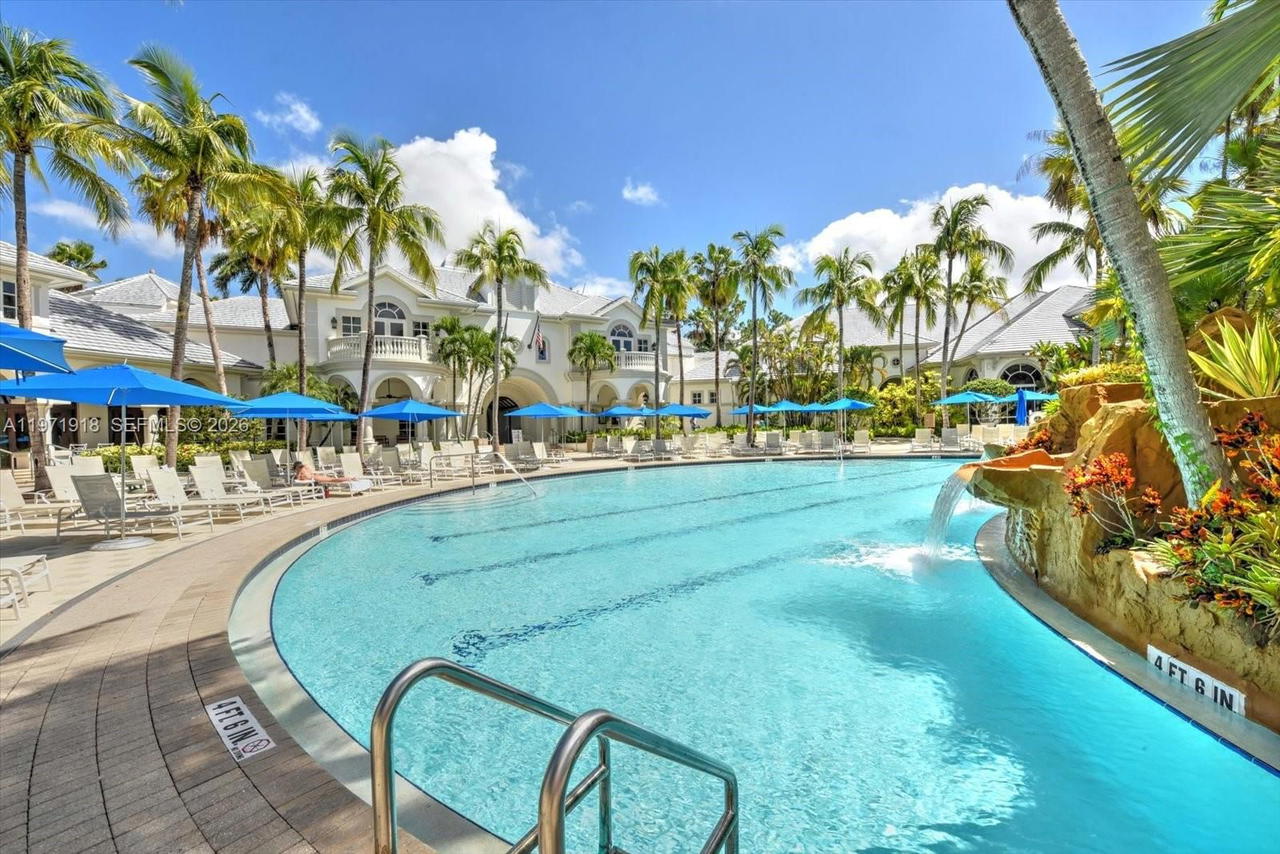 Real estate property located at 8385 Whisper Trace LN Apt. #104, Collier, Whisper Trace, Naples, FL
