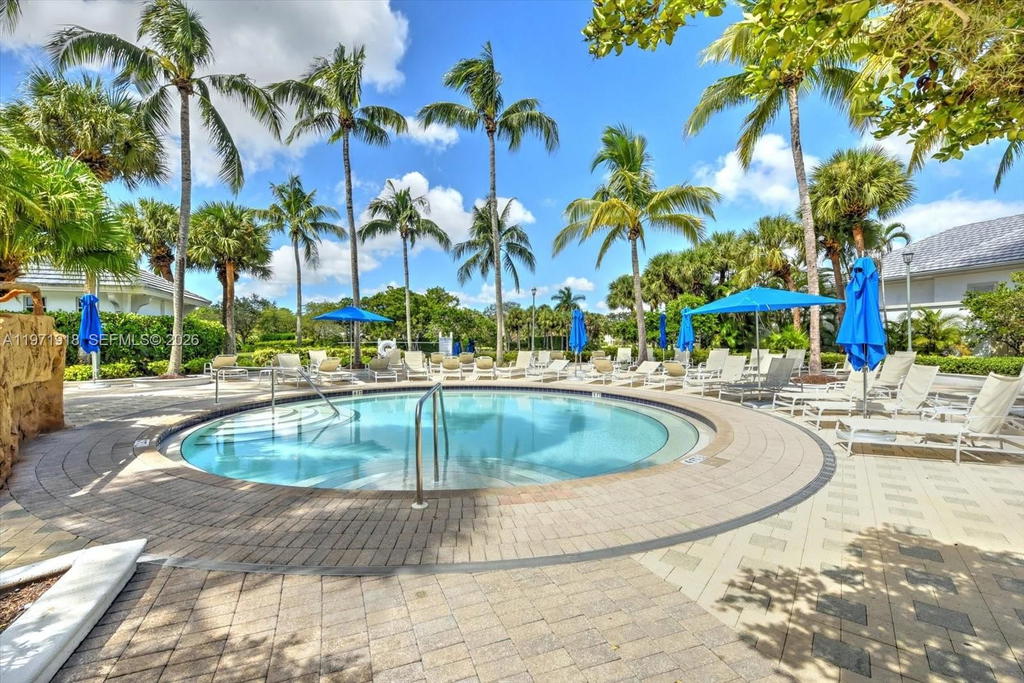Real estate property located at 8385 Whisper Trace LN Apt. #104, Collier, Whisper Trace, Naples, FL