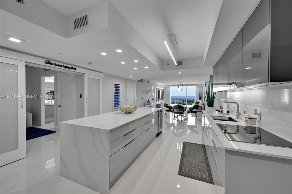 Real estate property located at 1800 Ocean Dr #803, Broward, Beach Club Three Condo, Hallandale Beach, FL