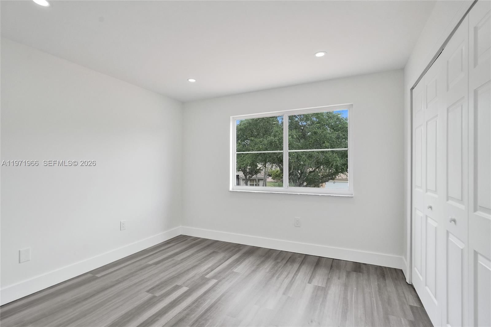 Real estate property located at 14422 Royal Cove Cir, Broward, West Park-west Parcel, Davie, FL