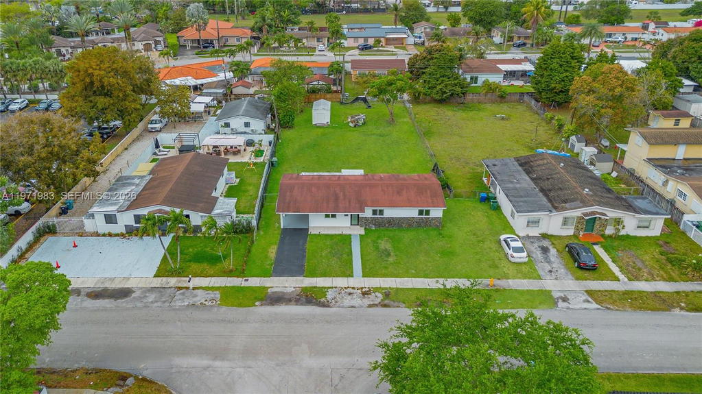 Real estate property located at 3800 104th Ave, Miami-dade, Parkwest Estates, Miami, FL