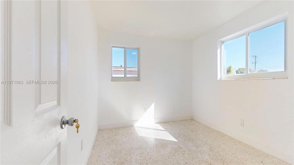 Real estate property located at 3800 104th Ave, Miami-dade, Parkwest Estates, Miami, FL