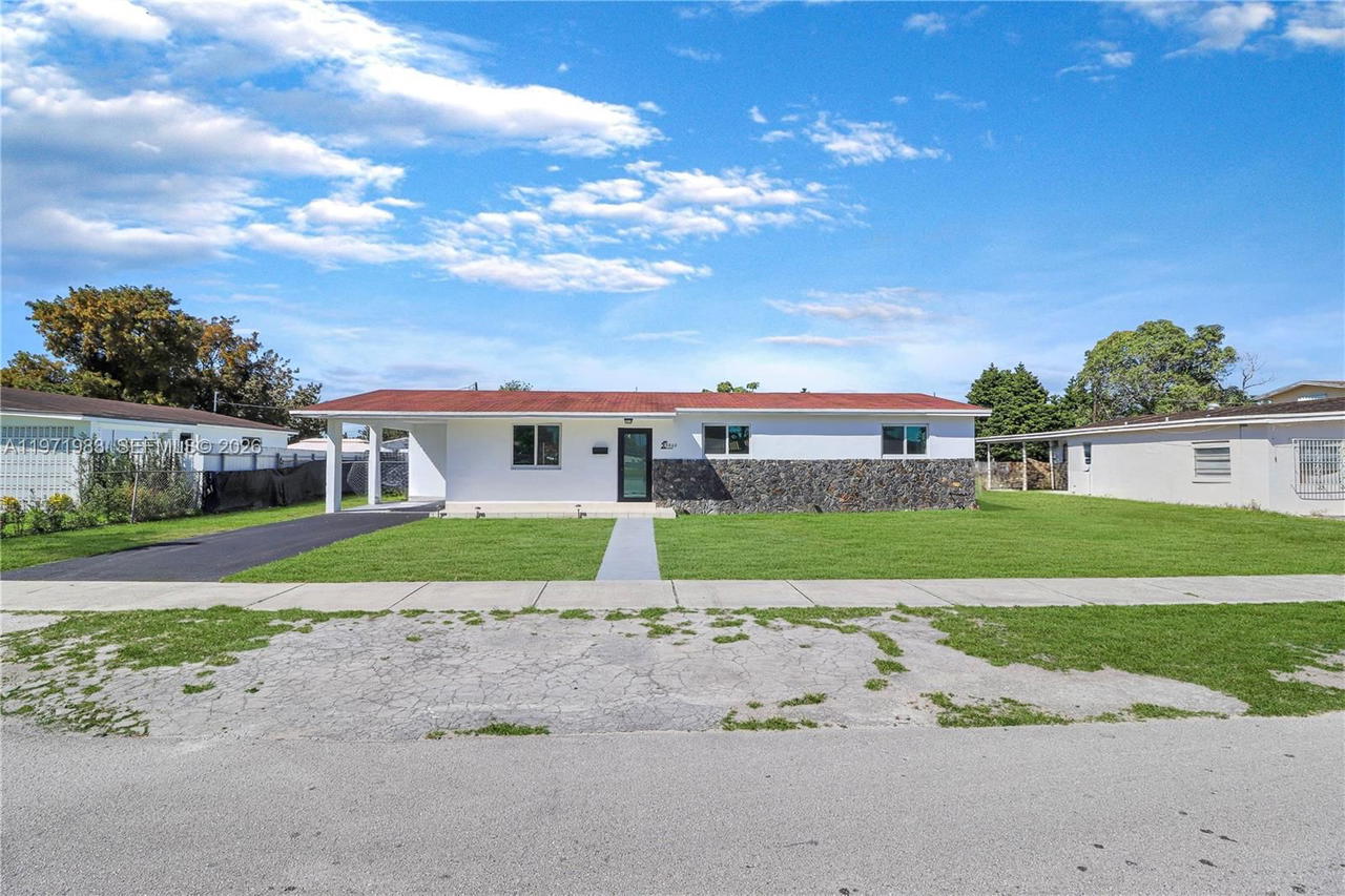 Real estate property located at 3800 104th Ave, Miami-dade, Parkwest Estates, Miami, FL