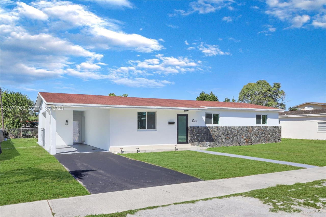 Real estate property located at 3800 104th Ave, Miami-dade, Parkwest Estates, Miami, FL