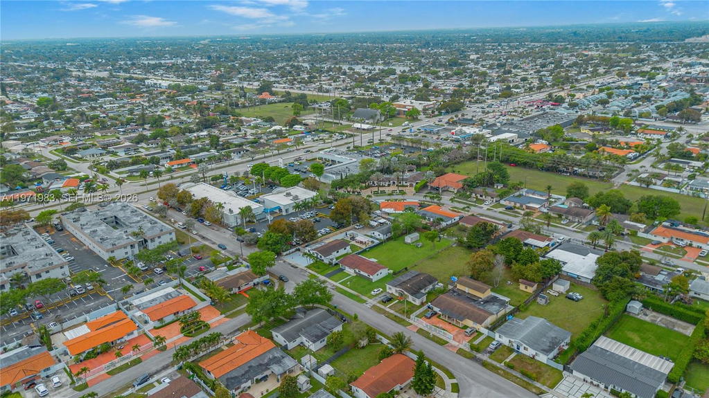 Real estate property located at 3800 104th Ave, Miami-dade, Parkwest Estates, Miami, FL