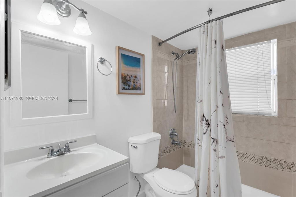 Real estate property located at 15348 72nd St #23-12, Miami-dade, Rozland Condo, Miami, FL