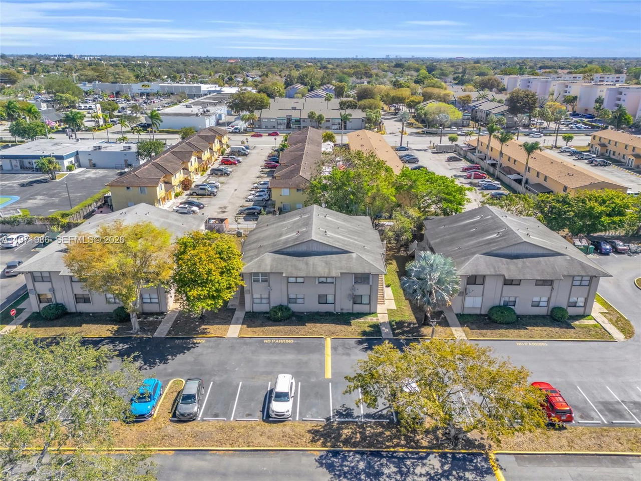 Real estate property located at 15348 72nd St #23-12, Miami-dade, Rozland Condo, Miami, FL