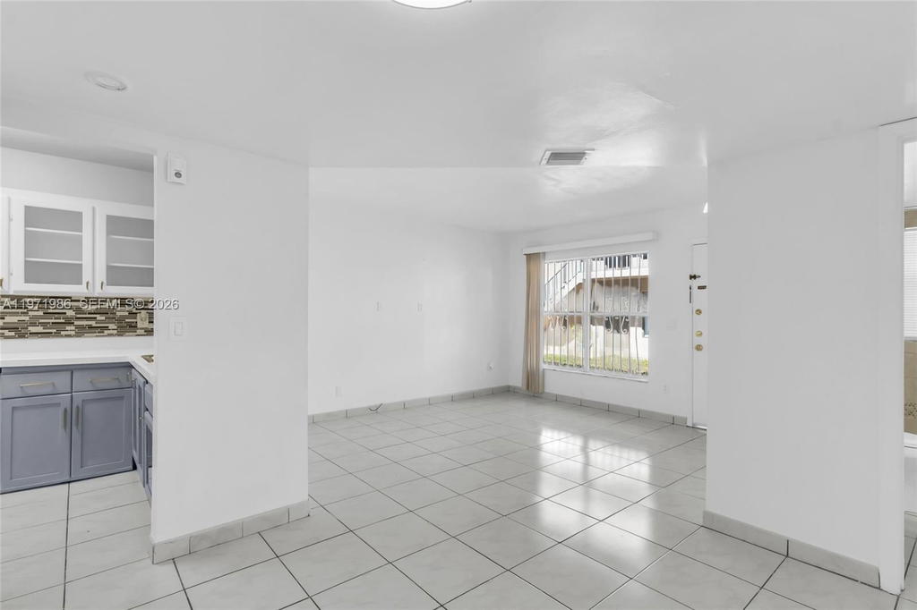 Real estate property located at 15348 72nd St #23-12, Miami-dade, Rozland Condo, Miami, FL