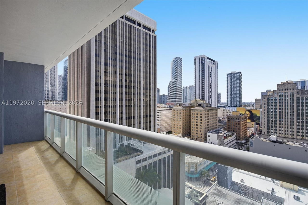 Real estate property located at 50 Biscayne Blvd #1909, Miami-dade, 50 Biscayne Condo, Miami, FL