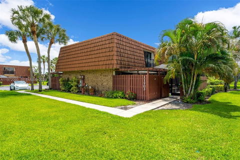 Real estate property located at 11903 11th Ct, Broward, C H E Acres, Davie, FL