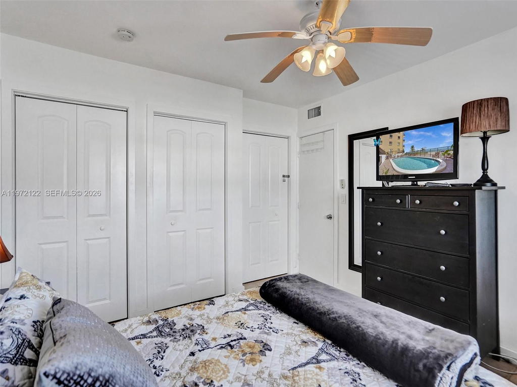 Real estate property located at 1815 Surf Rd #202, Broward, La Playa Condominium, Hollywood, FL