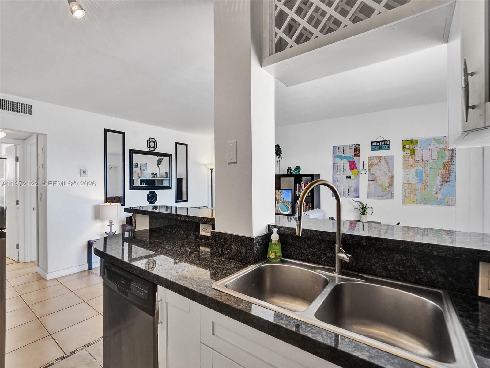 Real estate property located at 1815 Surf Rd #202, Broward, La Playa Condominium, Hollywood, FL