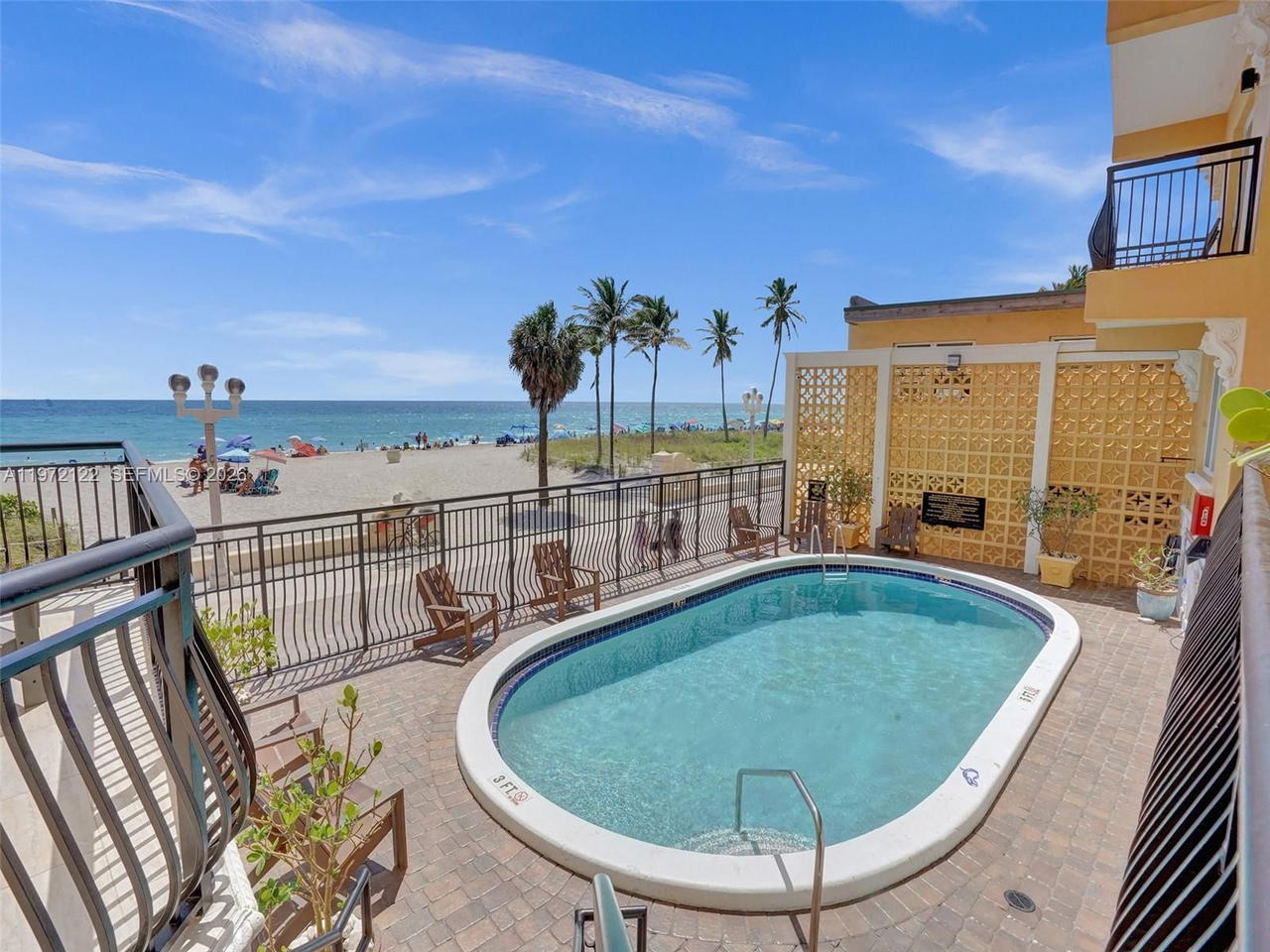Real estate property located at 1815 Surf Rd #202, Broward, La Playa Condominium, Hollywood, FL