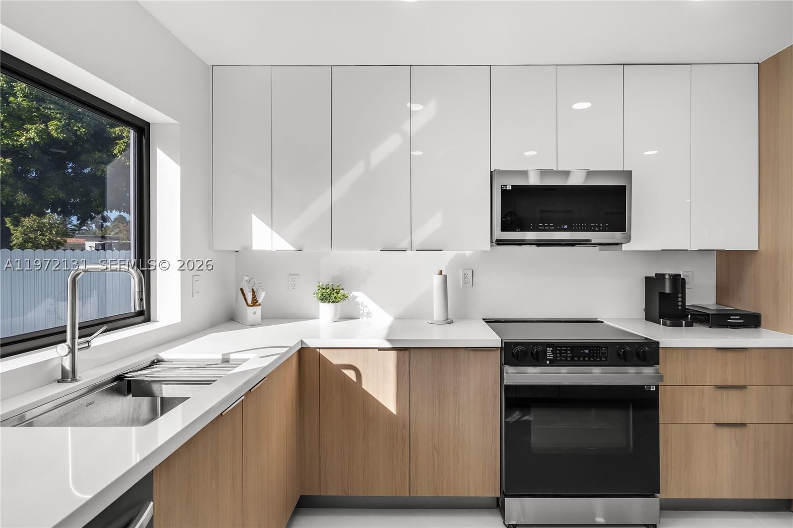 Real estate property located at 348 117th St, Miami-dade, Halock-sec 1, Miami, FL