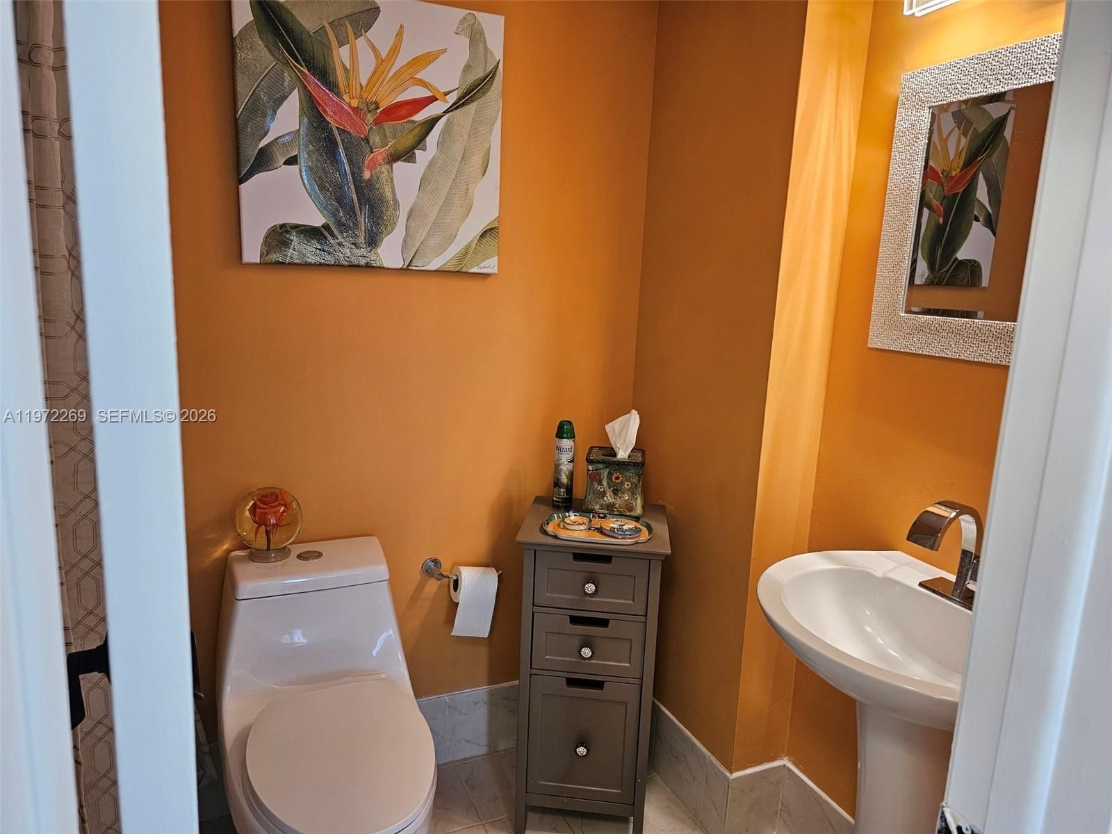 Real estate property located at 3850 Washington St #516, Broward, Hillcrest East No 27 Cond, Hollywood, FL