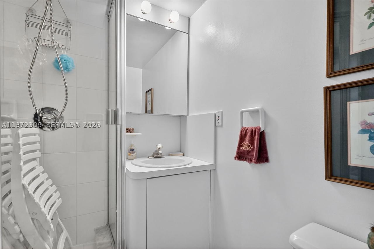 Real estate property located at 600 Three Islands Blvd #1101, Broward, Olympus Condo Phase, Hallandale Beach, FL