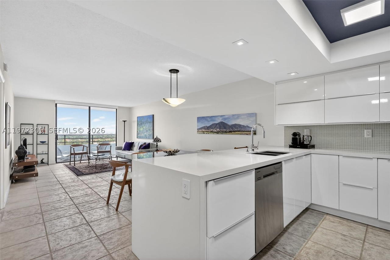 Real estate property located at 600 Three Islands Blvd #1101, Broward, Olympus Condo Phase, Hallandale Beach, FL