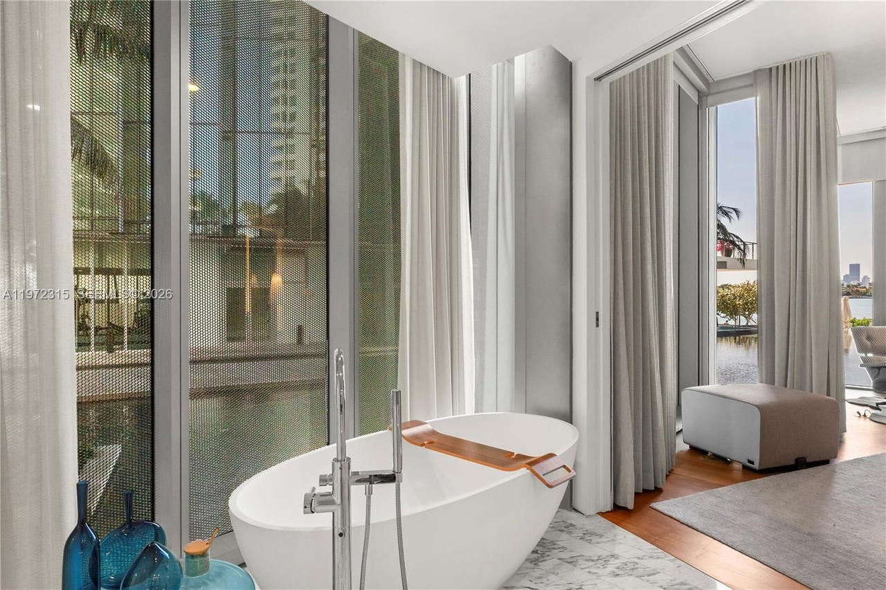 Real estate property located at 1300 Monad Ter #1A, Miami-dade, Alton Beach Realty Co Sub, Miami Beach, FL
